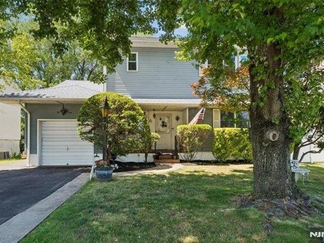 House for sale in Hasbrouck Heights, New Jersey