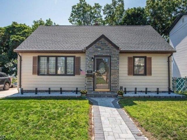 House for sale in Hasbrouck Heights, New Jersey