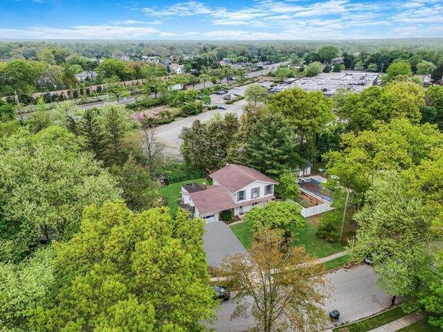 House for sale in Hauppauge House for sale in Hauppauge