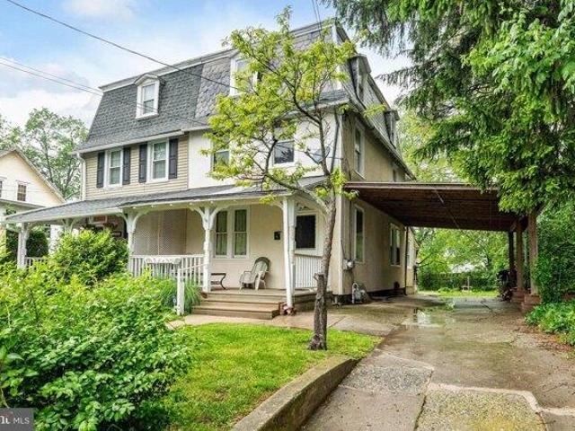 House for sale in Haverford