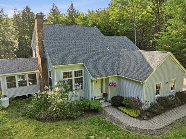 House for sale in New Hampshire