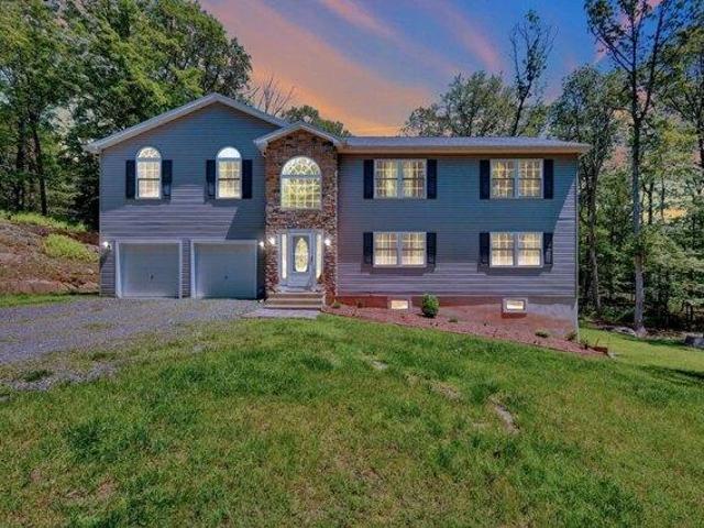 House for sale in Bartonsville, Pennsylvania