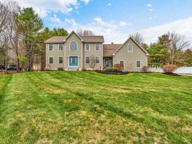 House for sale in Hermon, Maine