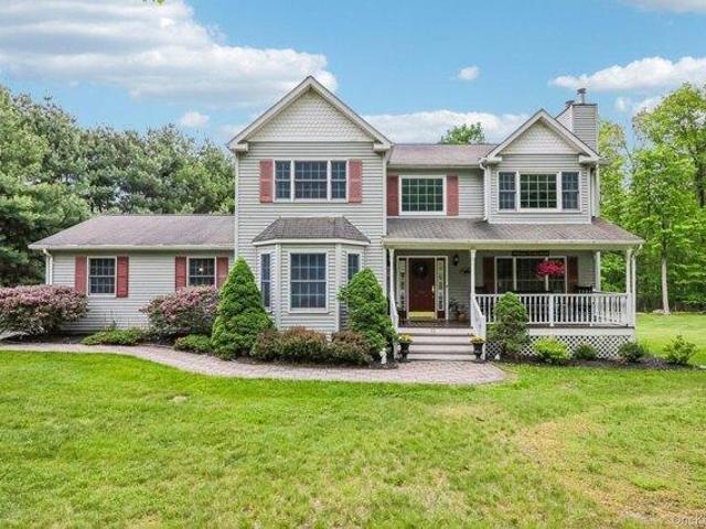 House for sale in Highland Mills, New York