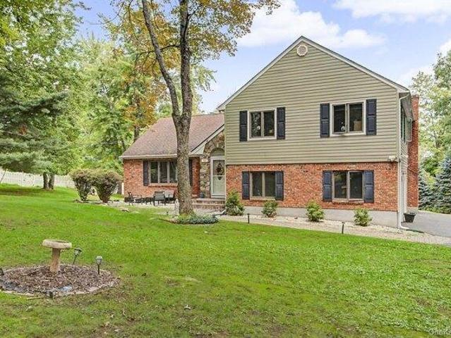 House for sale in Highland Mills, New York