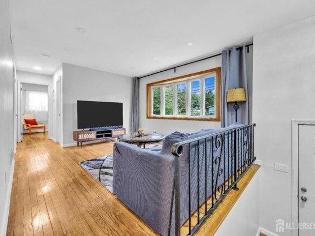 House for sale in Highland Park, New Jersey