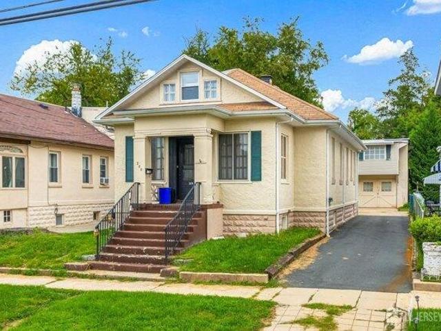 House for sale in Highland Park, New Jersey