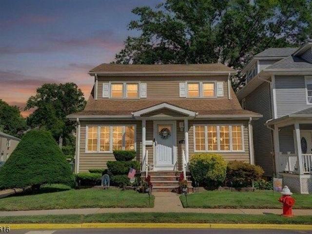 House for sale in Hillside, New Jersey
