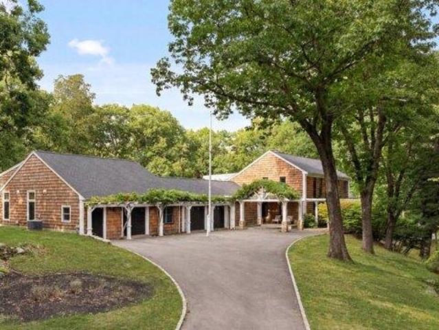 House for sale in Nantasket Junction, Hingham