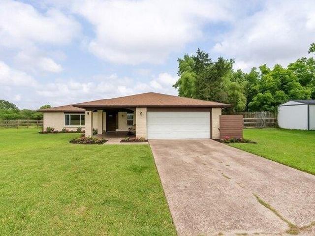 House for sale in Hitchcock, Texas