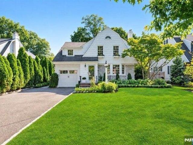 House for sale in Ho Ho Kus, New Jersey