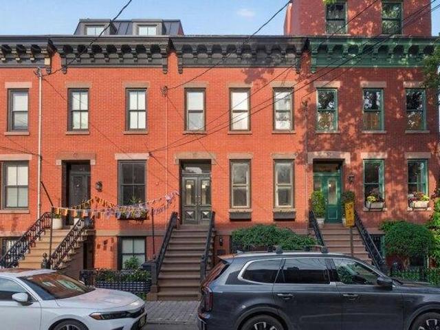 House for sale in Hudson, New Jersey
