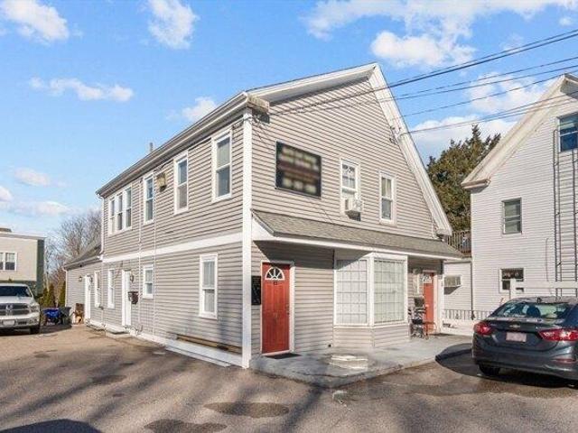 House for sale in Holbrook, Massachusetts