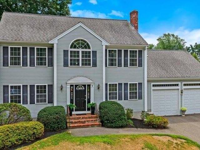 House for sale in Holbrook, Massachusetts