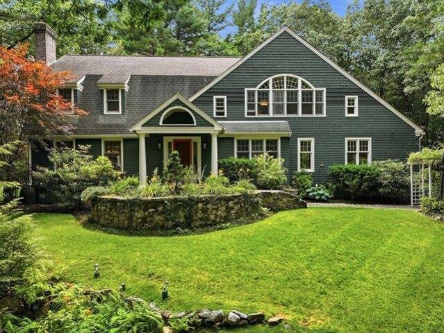 House for sale in Holden, Massachusetts