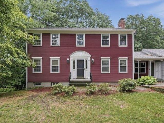 House for sale in Dawson, Holden