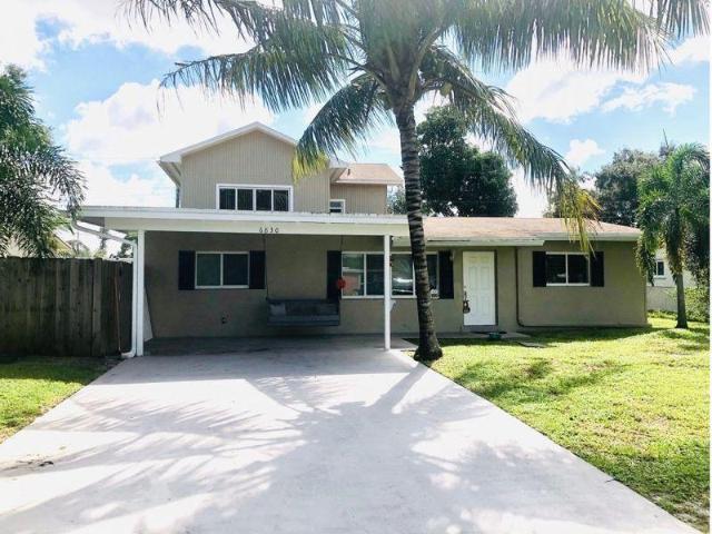 House for sale in Hollywood, Florida