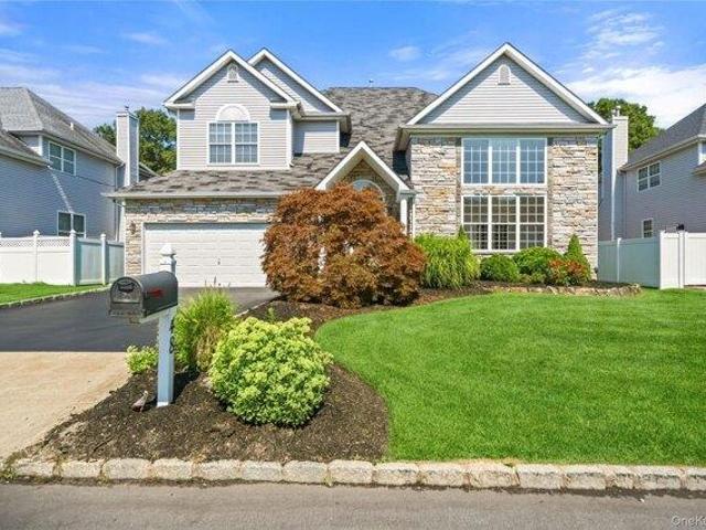 House for sale in Centereach, New York