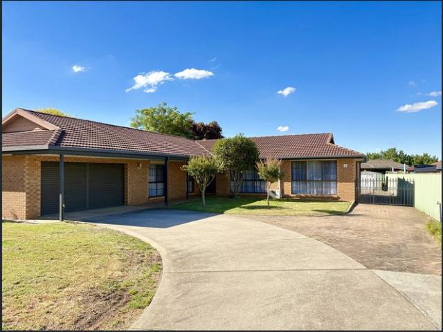 House for rent in West Wodonga, Victoria