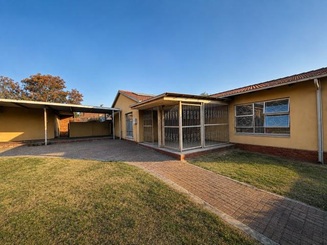 House for rent in Secunda, Govan Mbeki