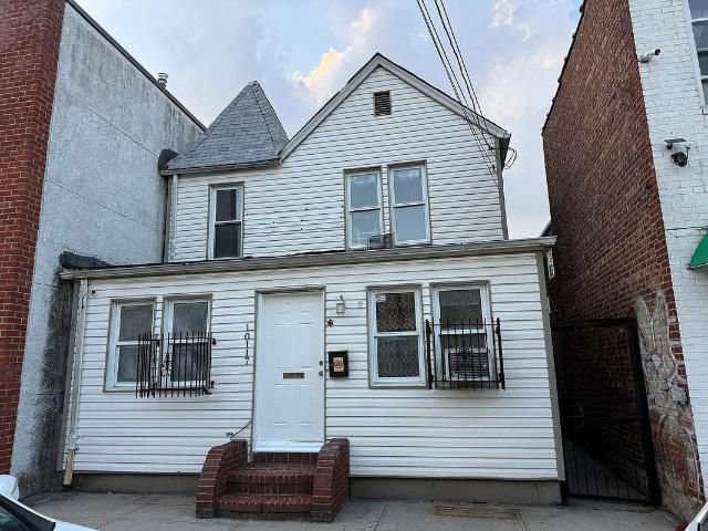 House for rent in Arverne, New York