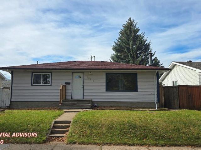 House for rent in Cy Becker, Edmonton
