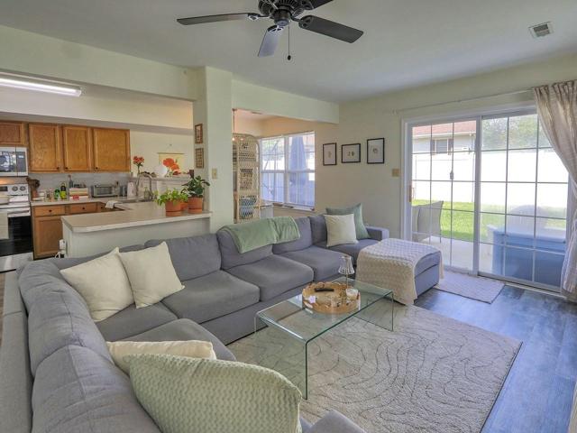 House for rent in Delaware