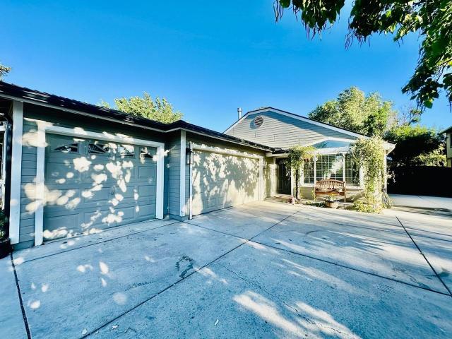 House for rent in Sparks