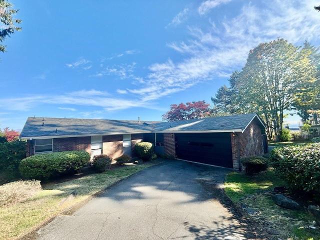 House for rent in Sheridan Beach, Lake Forest Park