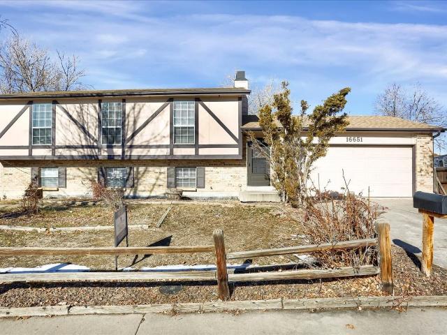 House for rent in Aurora