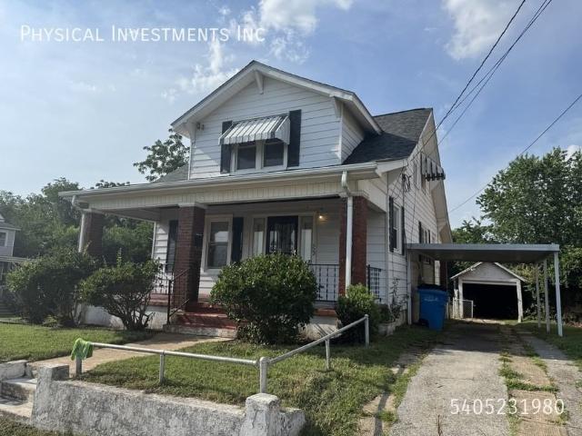 House for rent in Roanoke