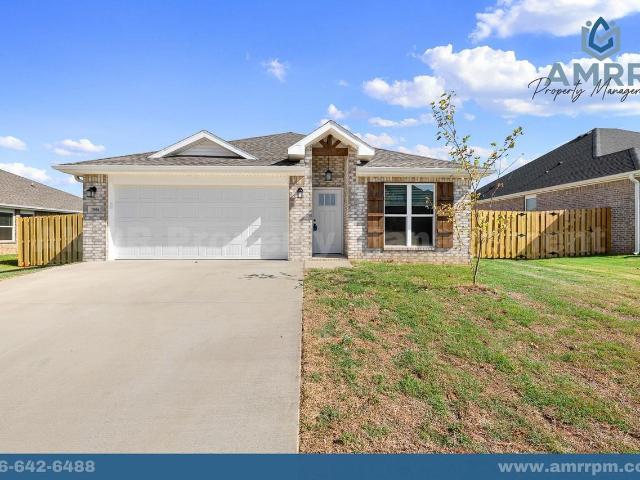 House for rent in Pea Ridge, Benton County
