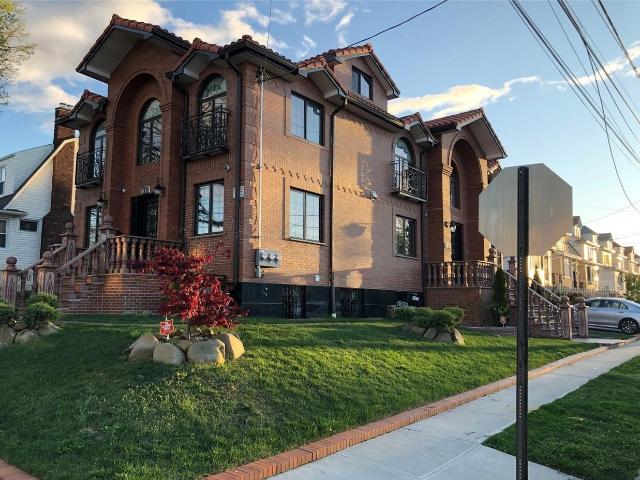 House for rent in Queens, Arverne