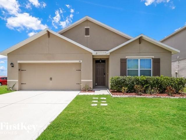 House for rent in Davenport