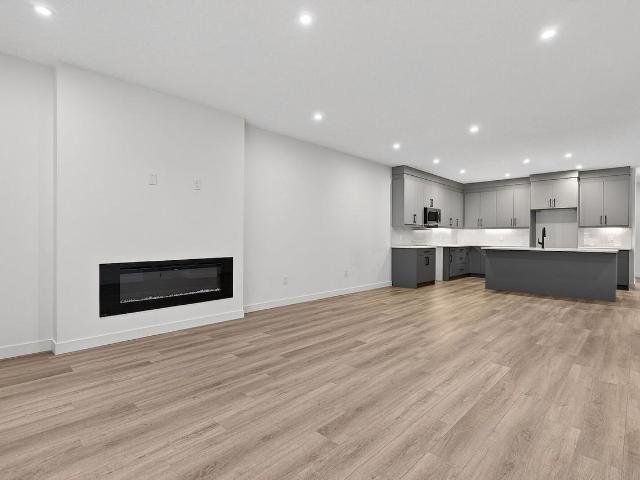 House for rent in Wedgewood, Alberta