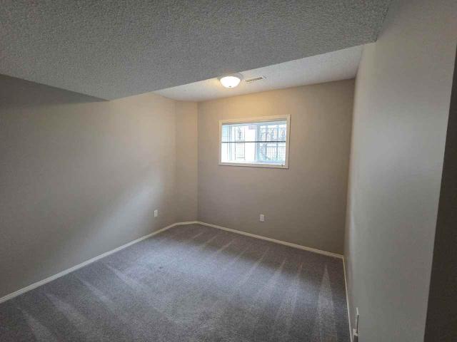 House for rent in Wedgewood, Alberta