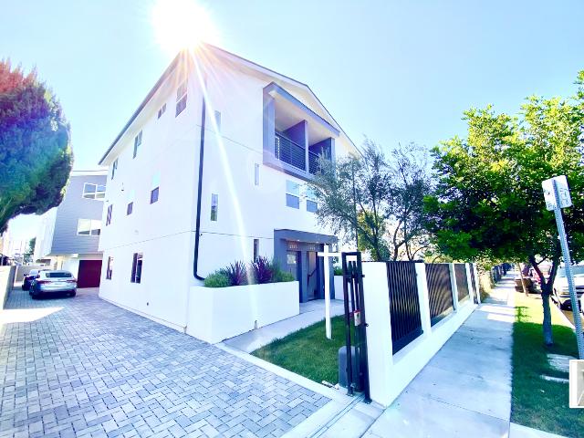 House for rent in Canoga Park, California