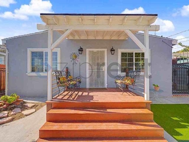 House for rent in Canoga Park, California