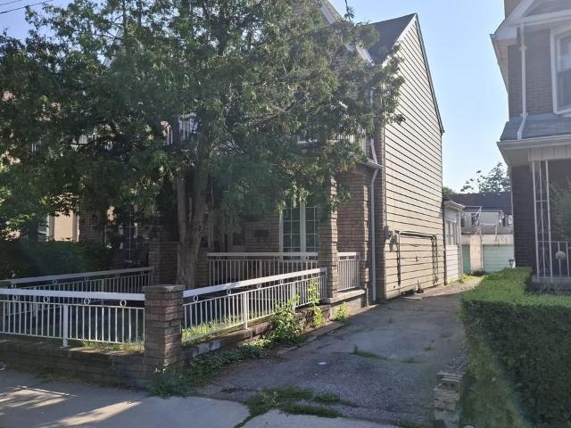 House for rent in Woburn, Ontario
