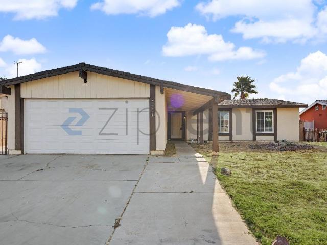 House for rent in Lancaster, California