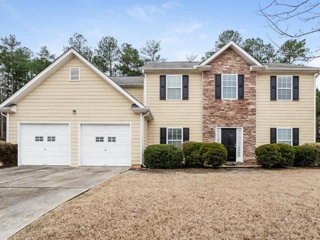 House for rent in Fairburn