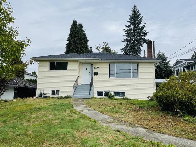House for rent in Burnaby, British Columbia