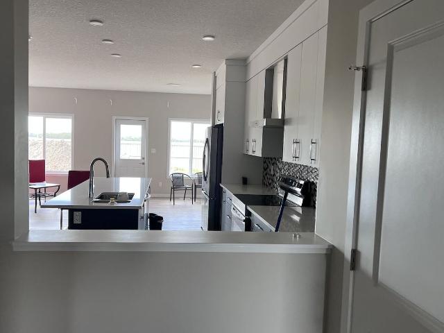 House for rent in Wedgewood, Alberta