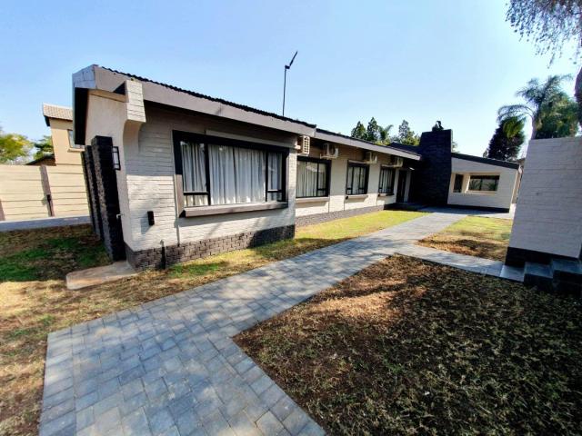 House for rent in Waterkloof, Gauteng