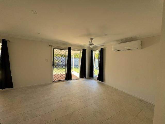 House for rent in Sandstone Point, Greater Brisbane