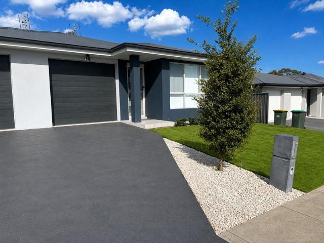 Duplex for rent in Hunterview, Singleton Council