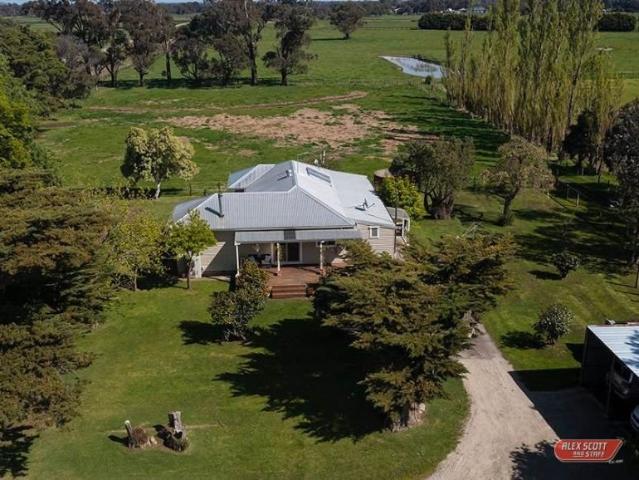 House for rent in Camerons Creek, Victoria