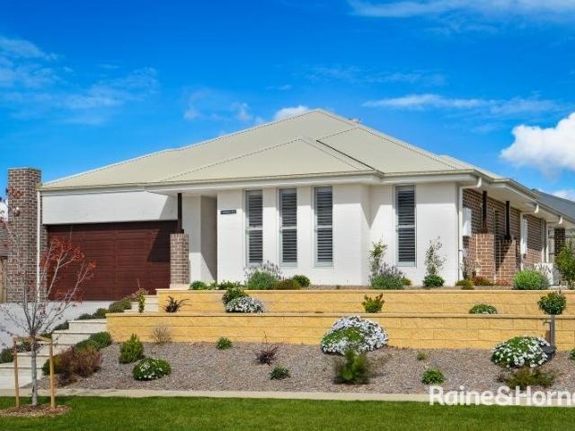 House for rent in Manchester Square, New South Wales
