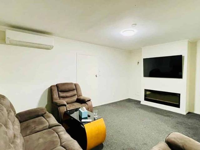 House for rent in Bellfield Estate, Papakura