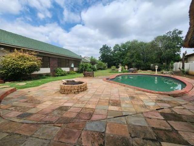 House for sale in Brackenhurst, Alberton